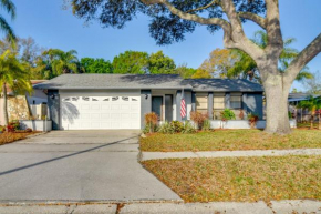 Coastal Getaway in Seminole Less Than 3 Mi to Beach!